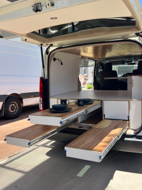 Toyota H300 ✅
Custom designed 
Sliding seats and table 
Side pull out kitchen 
Side cabinets 
Lights & 300 amp power system 

#katatoyota