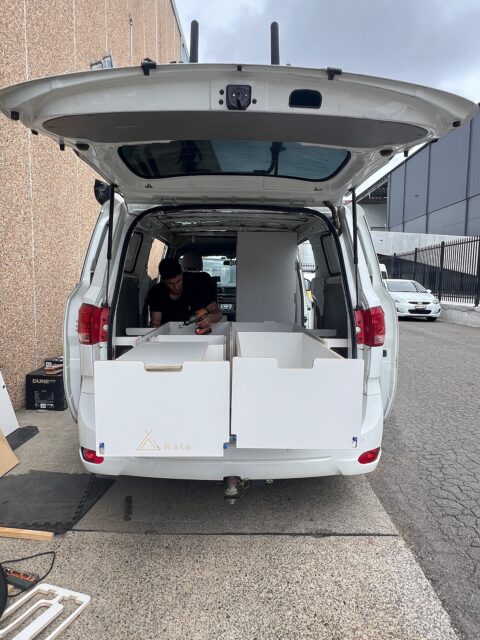 iload ✅
Custom design 
Table
Toilet section 
Double bed 

#iloadkata