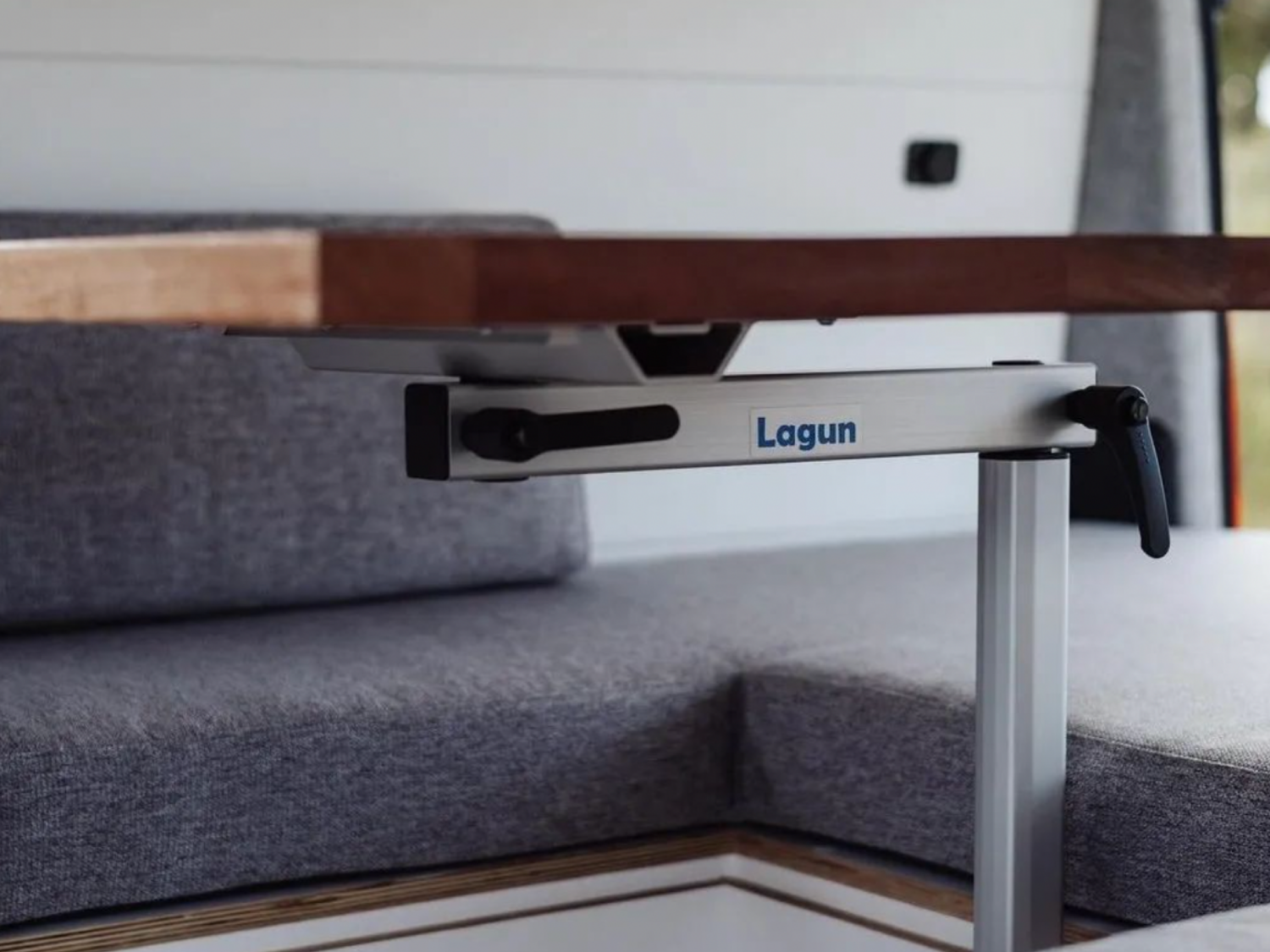 Lagun Table & Table Top KATA