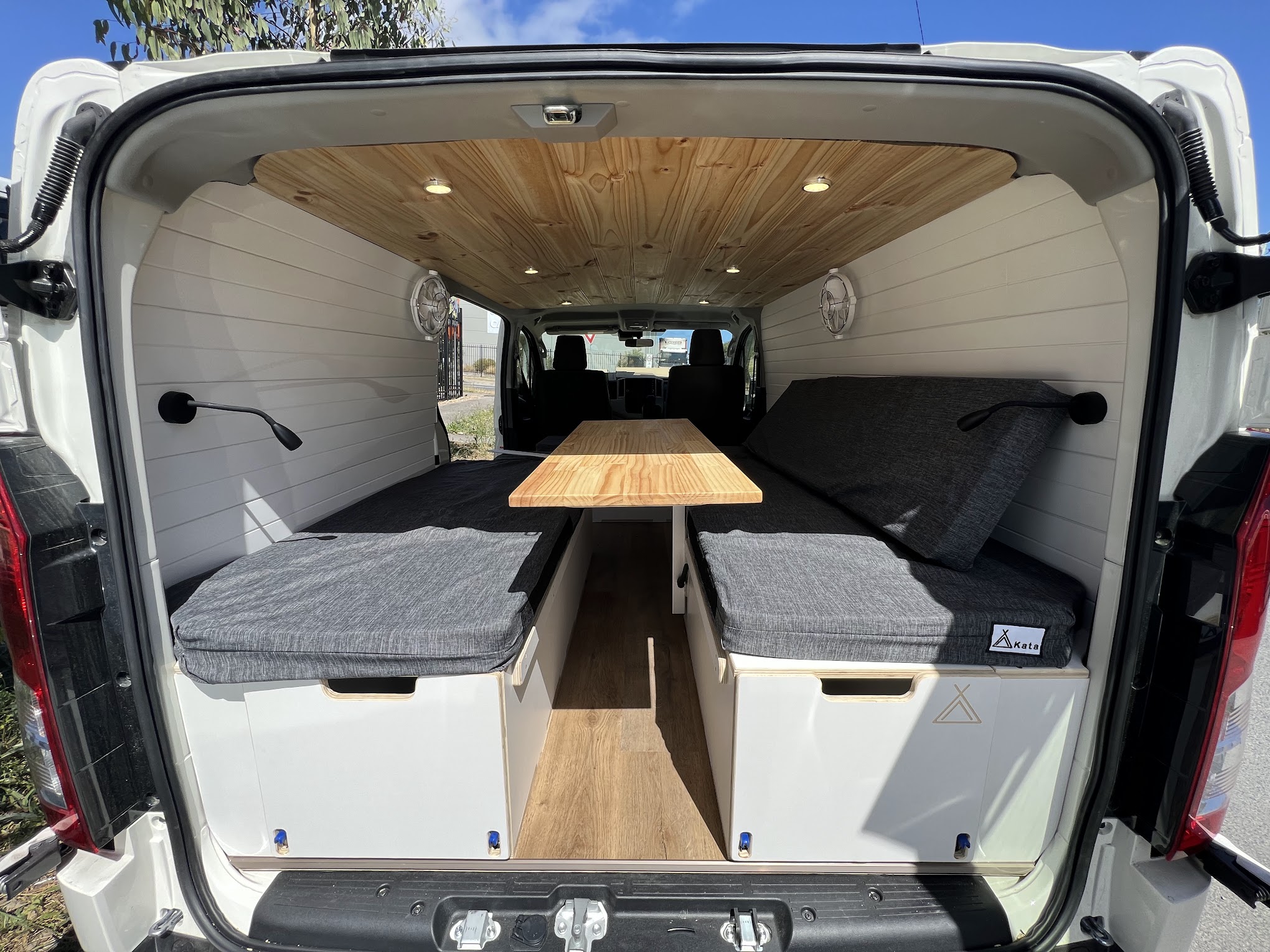 Vanbox 1200 LWB – 1200mm with Table - Image 11