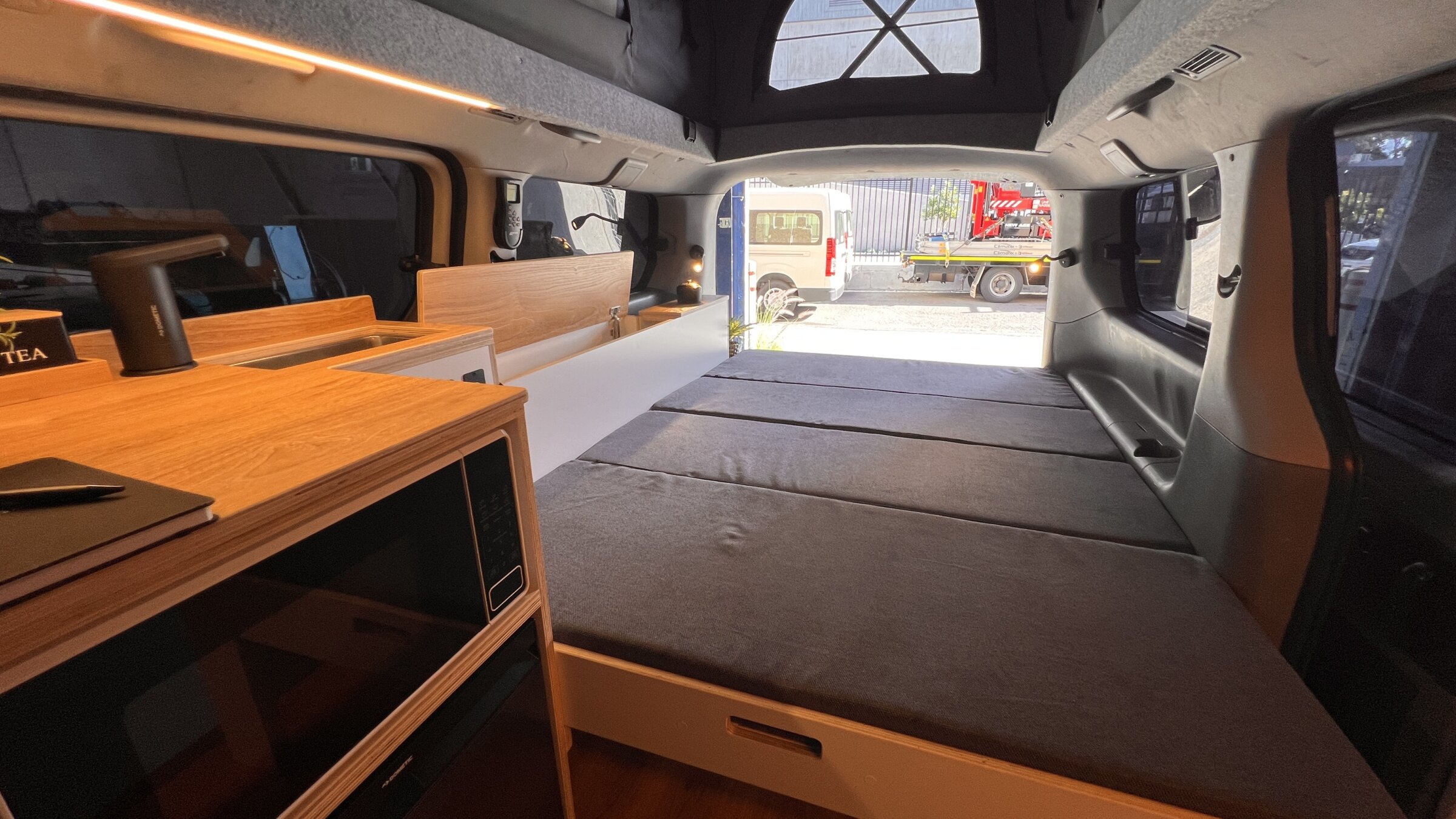Vanbox Compact Roll-Out System