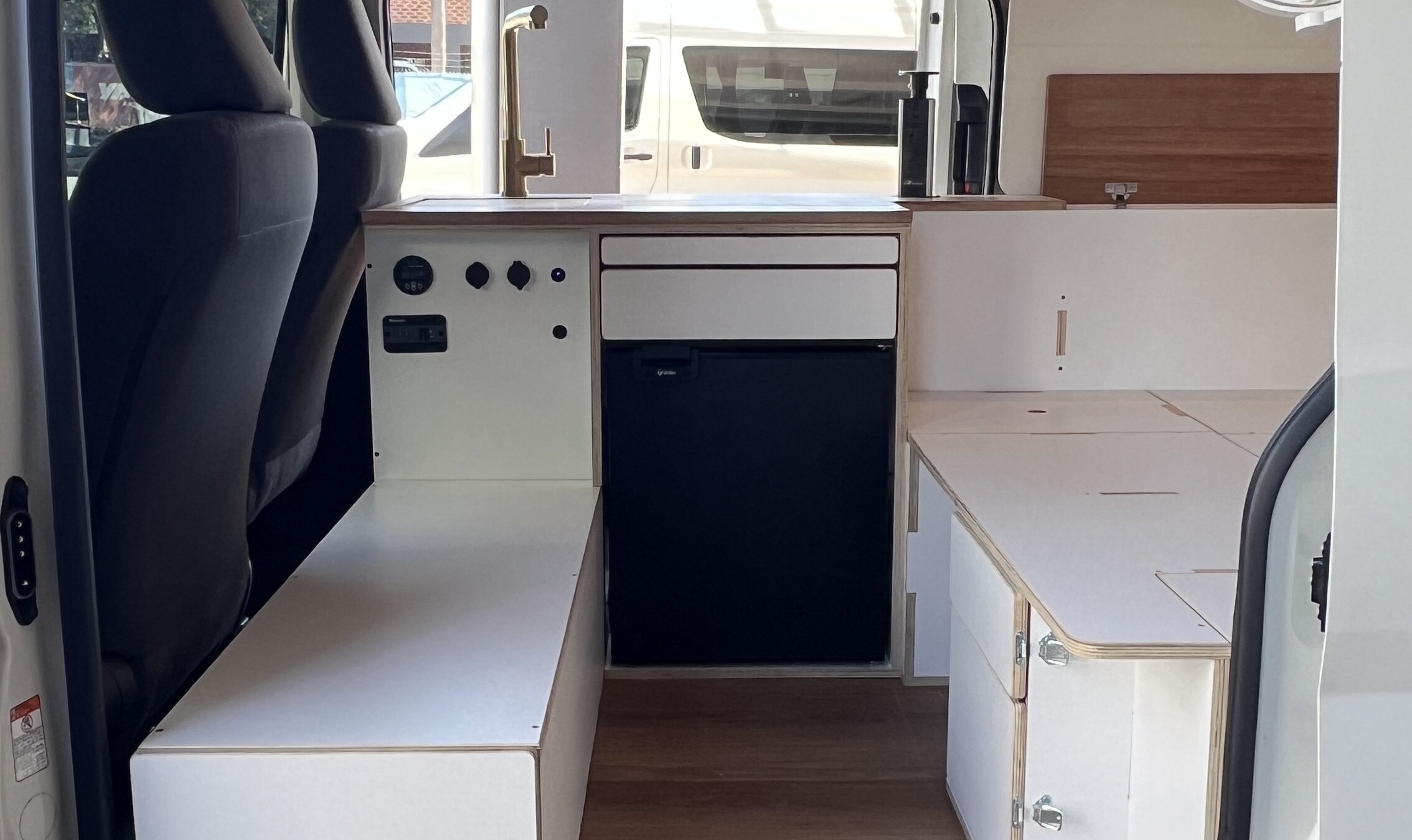 Fridge Cabinet (60L / 80L)