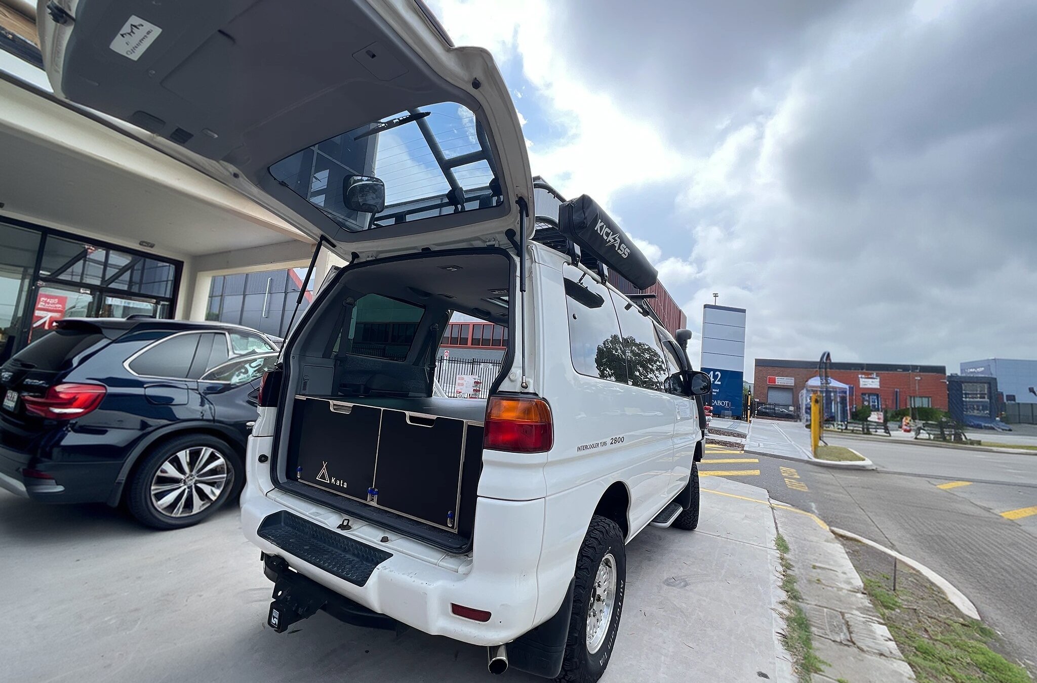 Vanbox Delica L400